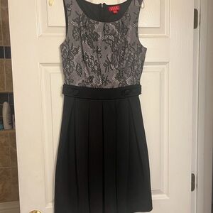 Black and Gray Sleeveless Dress